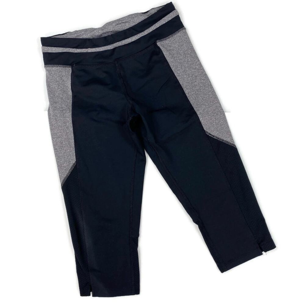 C9 Champion Capri Leggings Colorblock Black Gray Yoga Mesh Womens Moisturewick - Picture 2 of 8